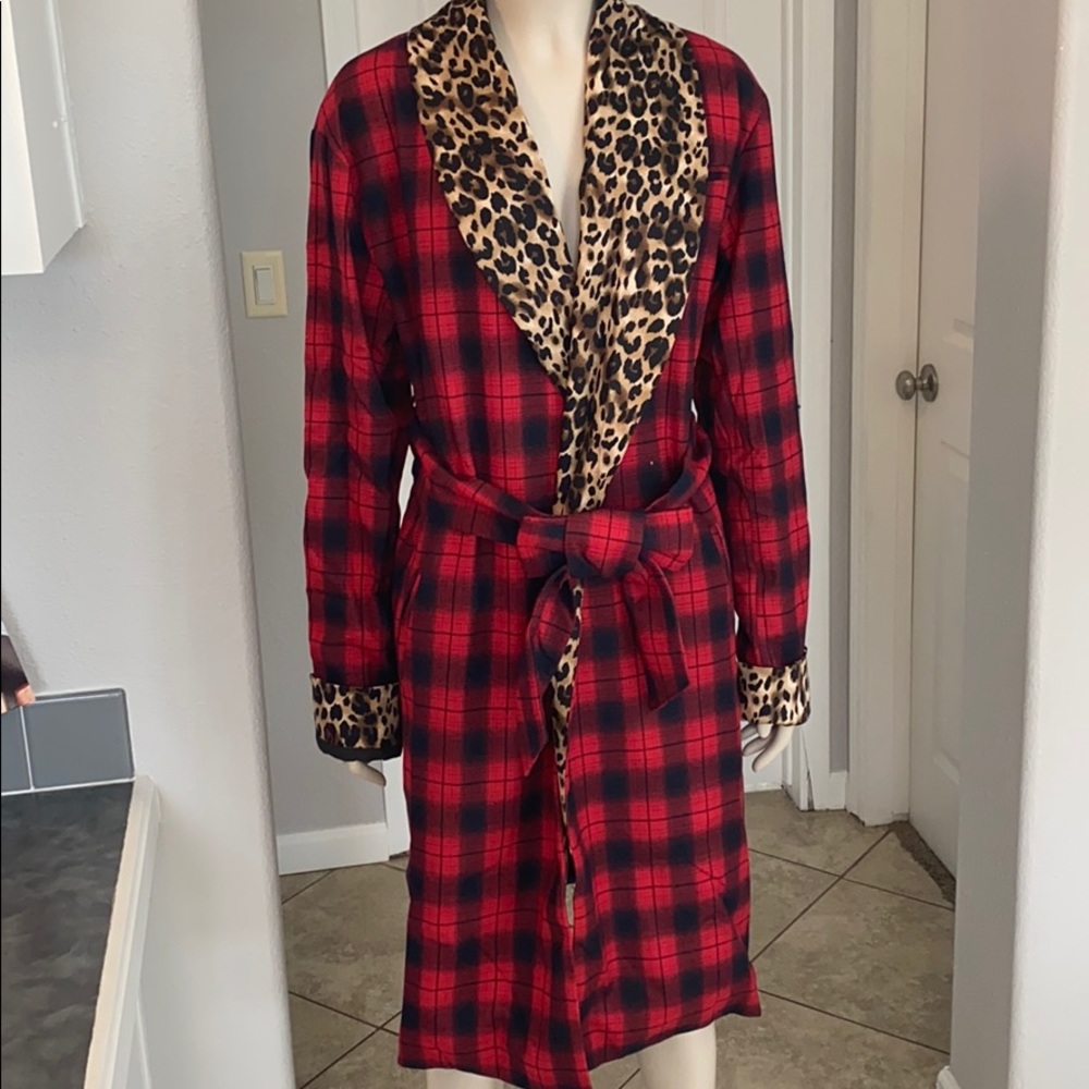 Red and Black buffalo Plaid Cheetah-leopard print jacket with waist tie - Picture 4 of 10